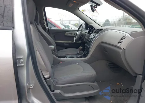 2012 Chevrolet Traverse Ls z USA, uszkodzony, nr VIN 1GNKRFED6CJ298038